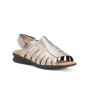 Comfortiva Gray Gold Pisces Metallic Leather Comfort Sandal Women’s Size 7.5